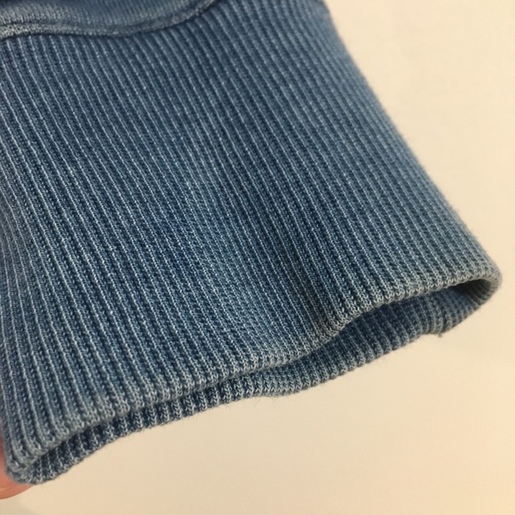 Club Monaco Cropped Blue Crewneck Sweatshirt XS - Picture 9 of 15
